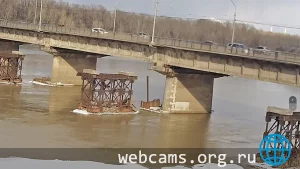 Webcam with a view of the Kuznetsky Bridge in Novokuznetsk city, Russia