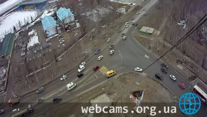 Webcam at the crossroads Neftyanikov - 60 October